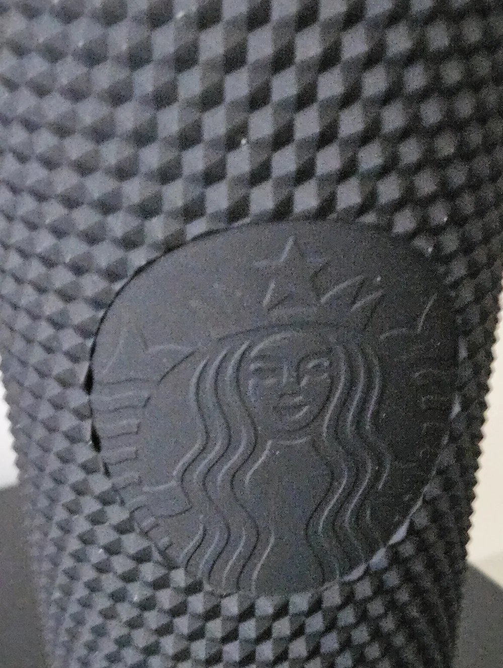 STARBUCK'S TUMBLER SET PINK AND BLACK 24 OZ